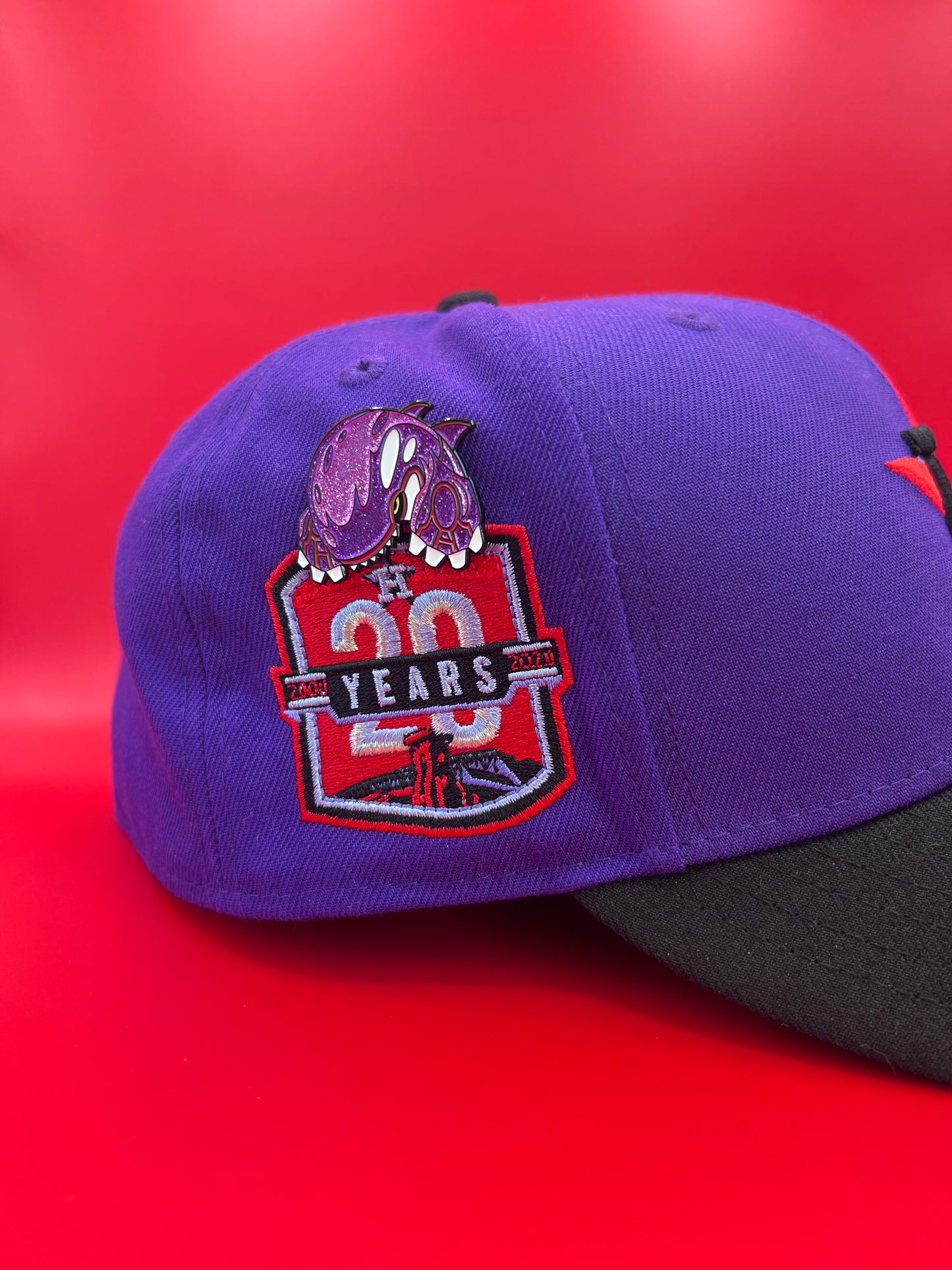 SHINY #0382 CHOMPER PIN